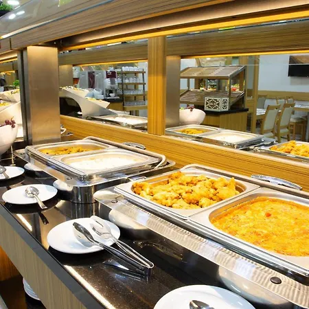 Hotel Alpinn Due 4*