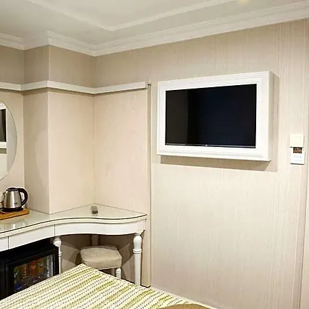 Hotel Alpinn Due