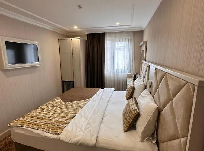 호텔 Alpinn Due 4*